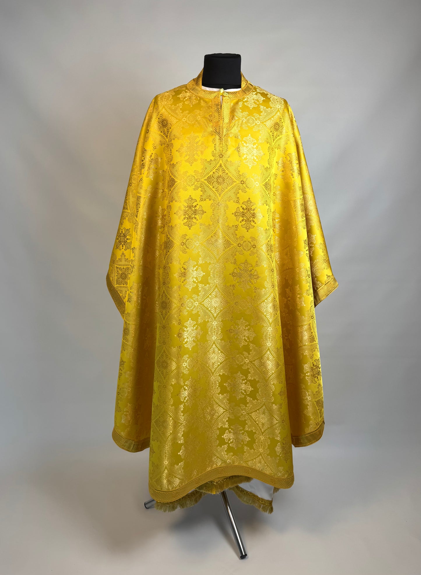 Byzantium vestment of a priest | Classical Greek felon