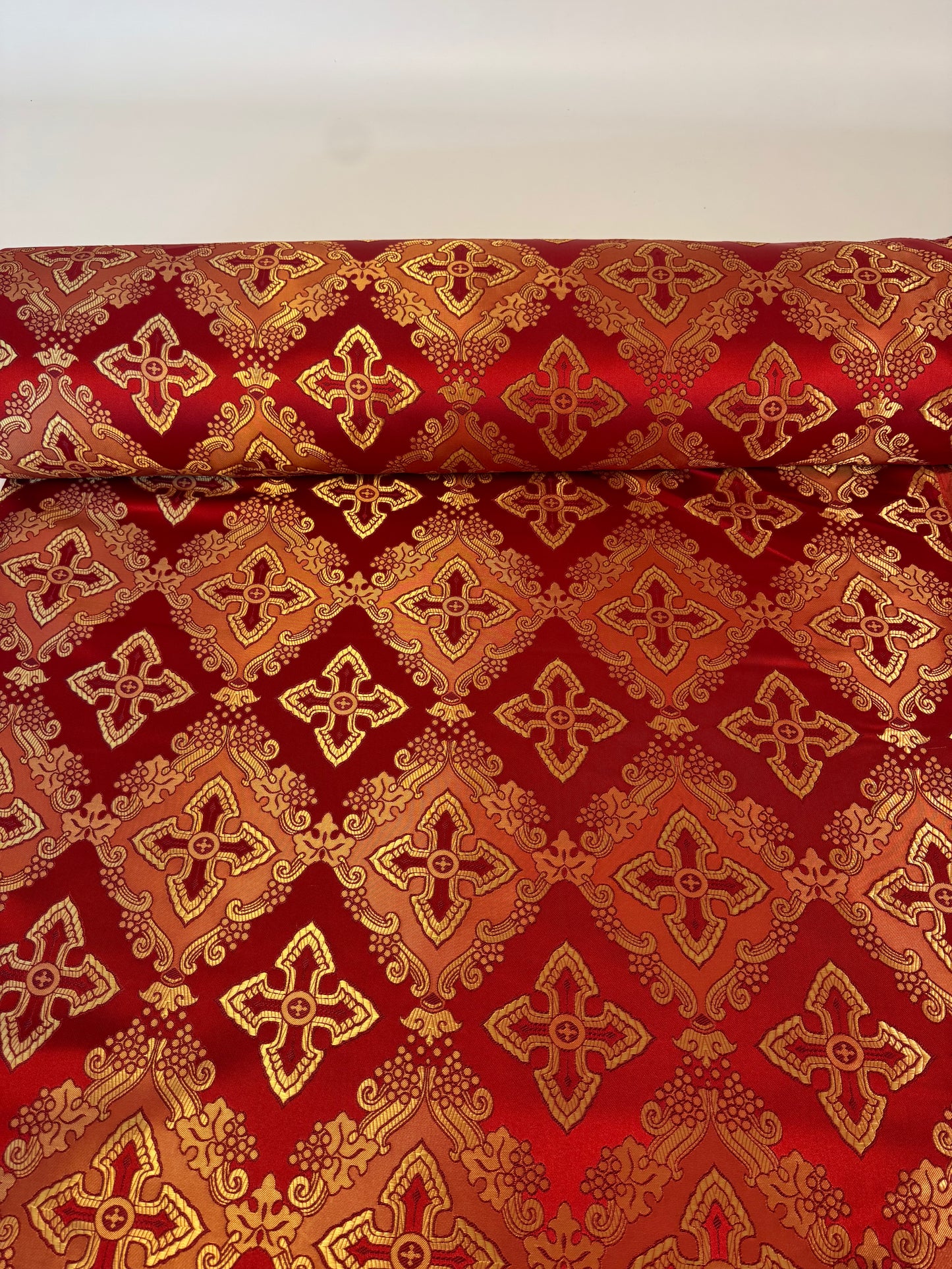 Red fabric for vestments | Brocade for priests clothing | Liturgical fabric