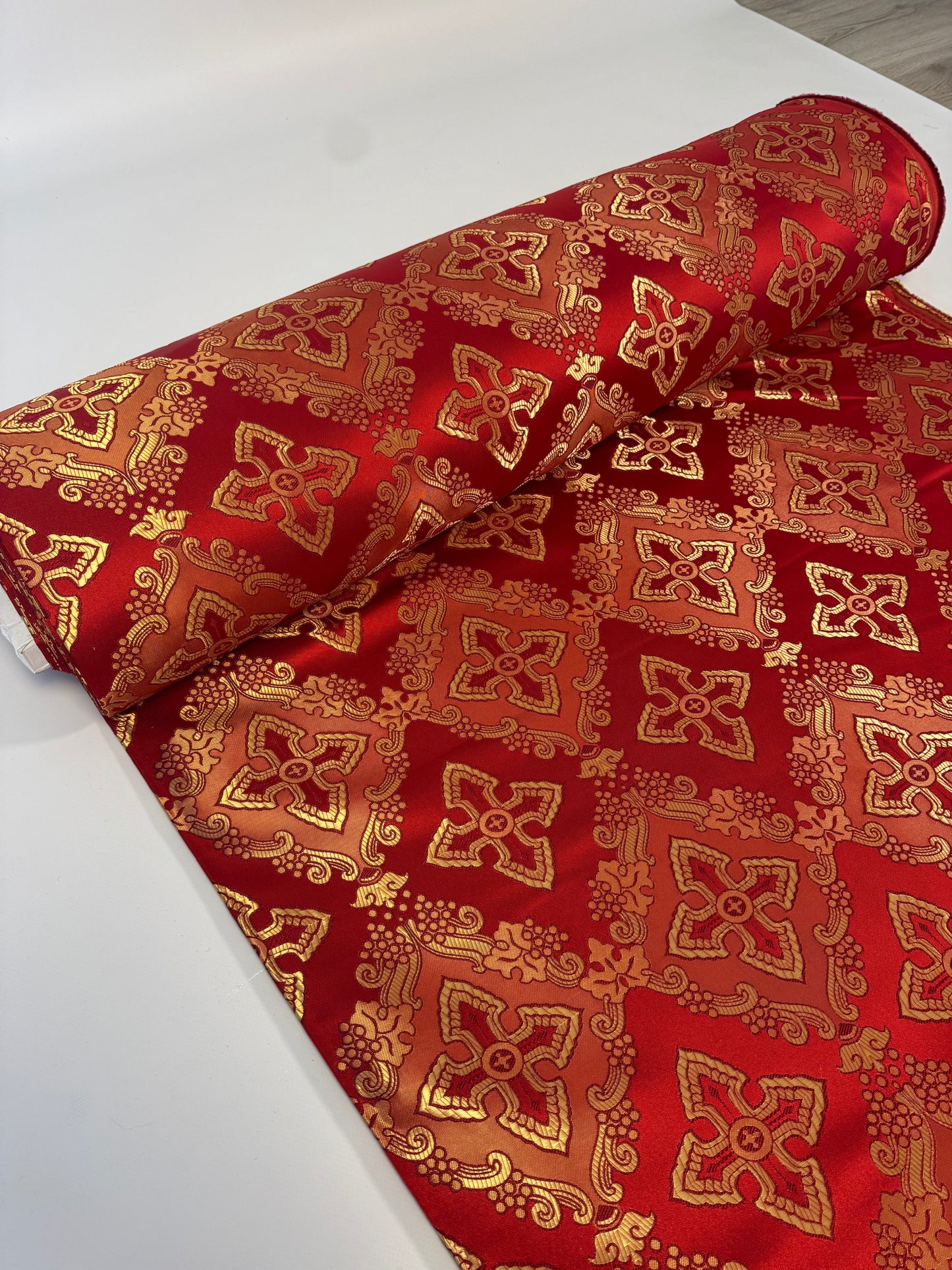 Red fabric for vestments | Brocade for priests clothing | Liturgical fabric