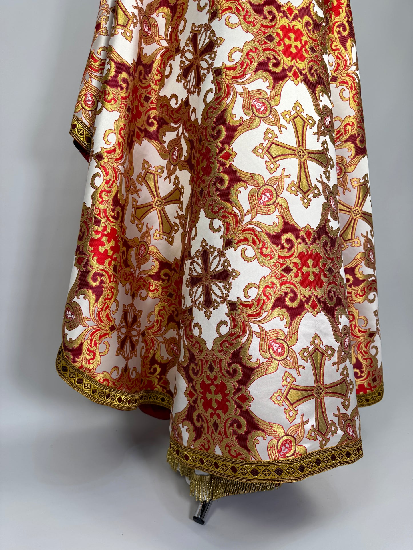 Byzantium vestment of a priest | Classical Greek felon