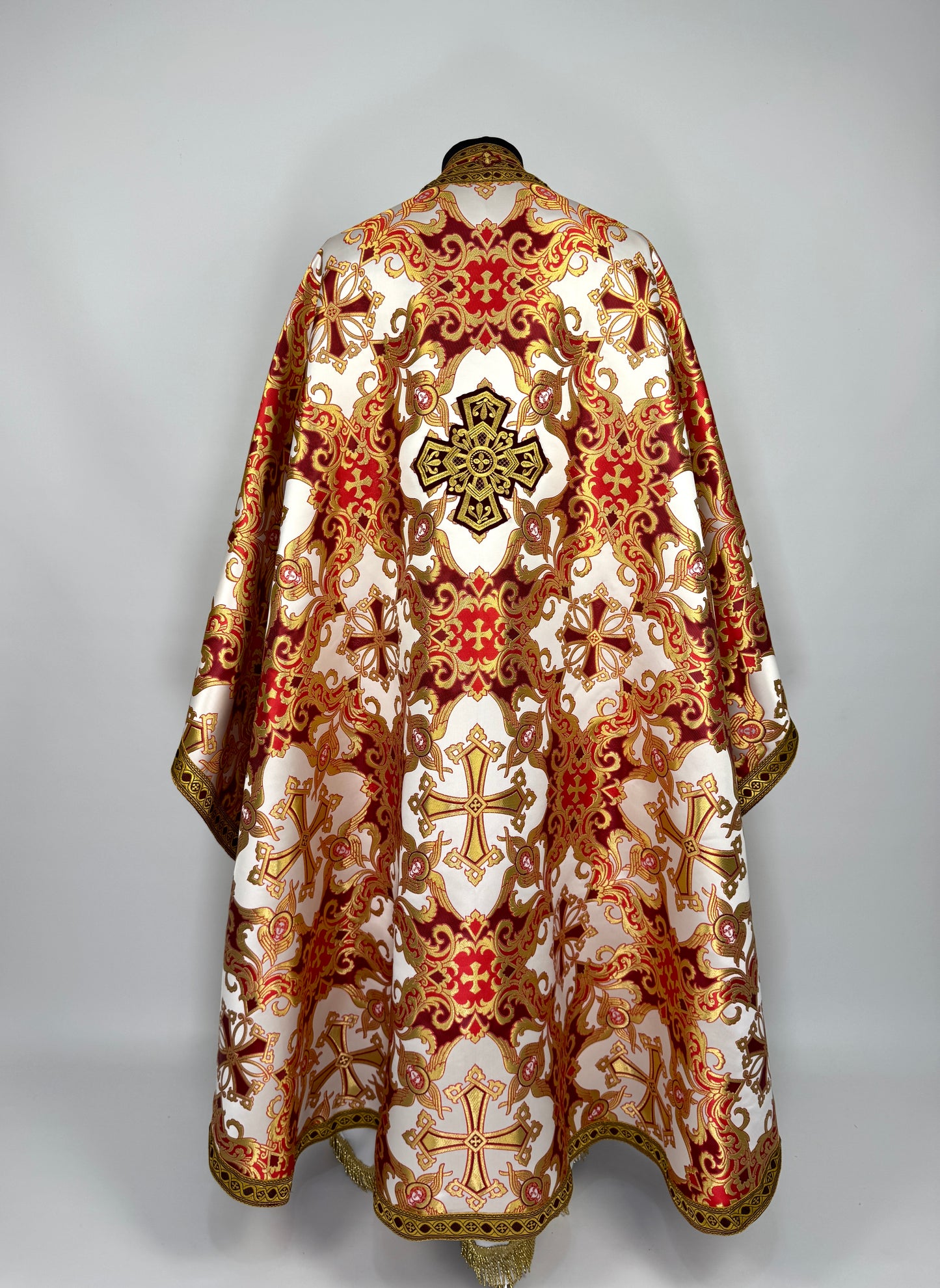 Byzantium vestment of a priest | Classical Greek felon