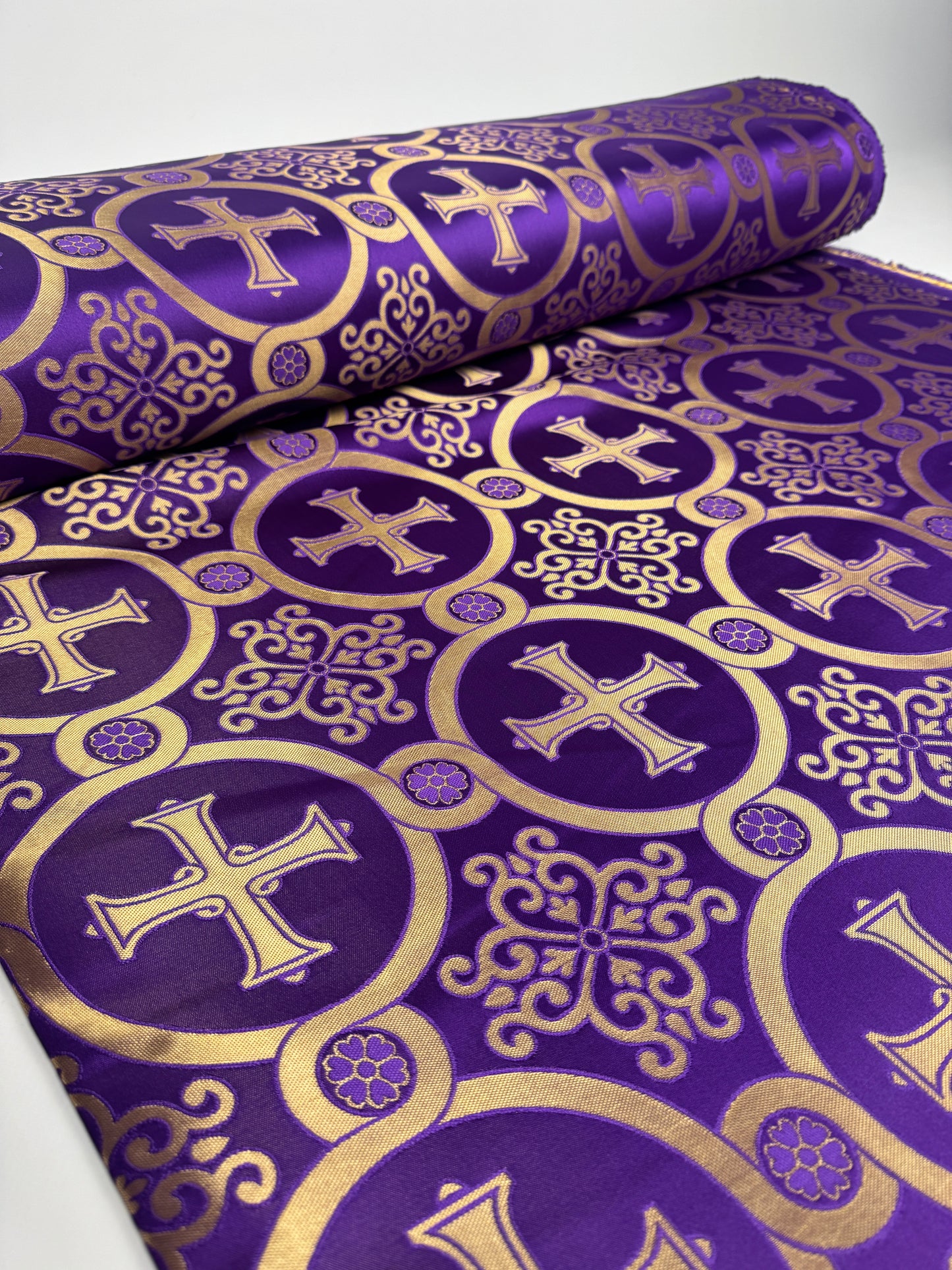 Purple fabric for vestments | Brocade for priests clothing | Liturgical fabric