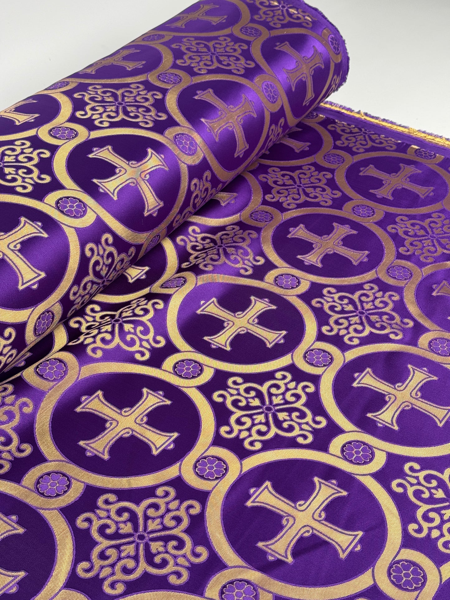 Purple fabric for vestments | Brocade for priests clothing | Liturgical fabric