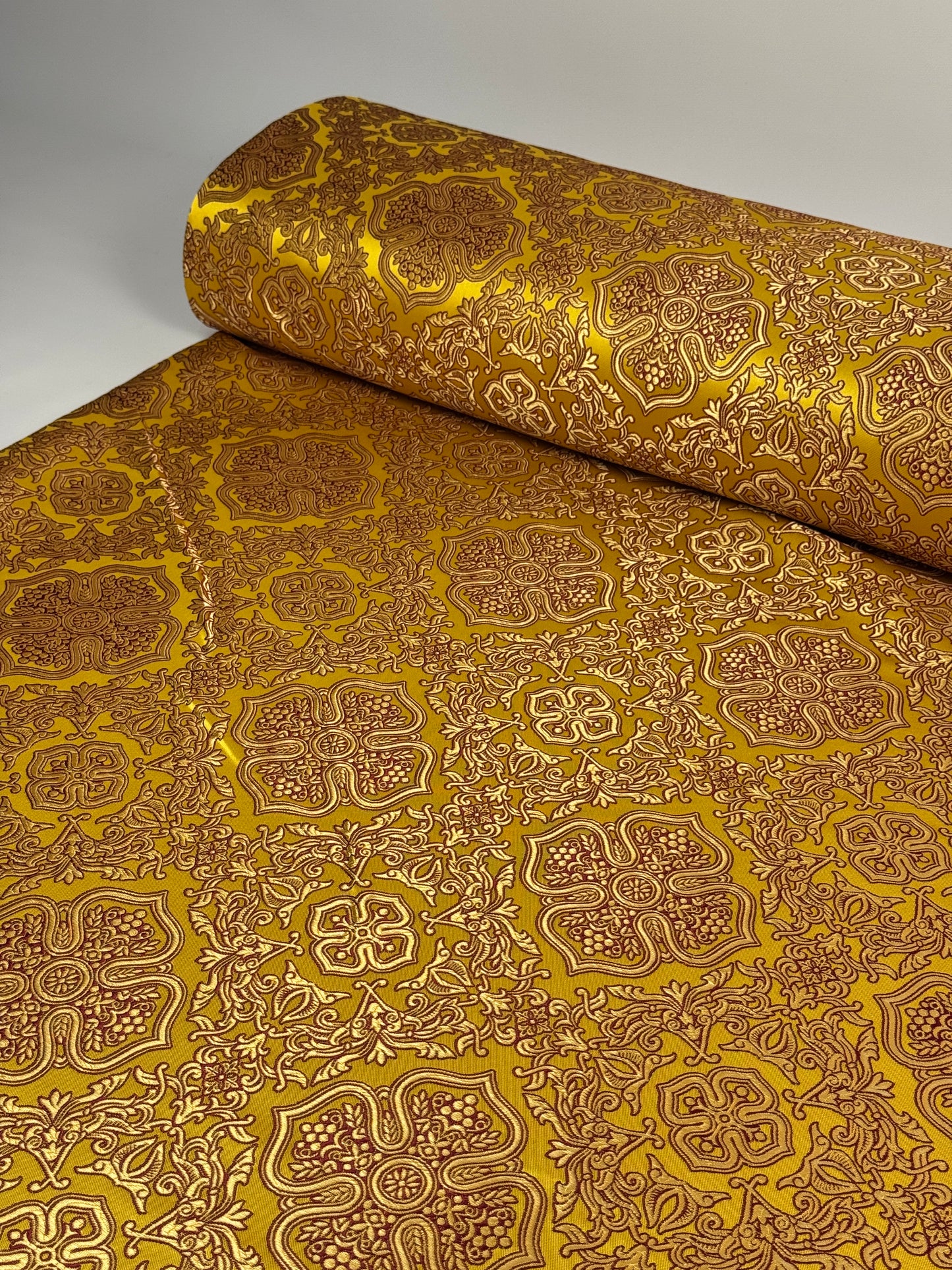 Gold fabric for vestments | Brocade for priests clothing | Liturgical fabric