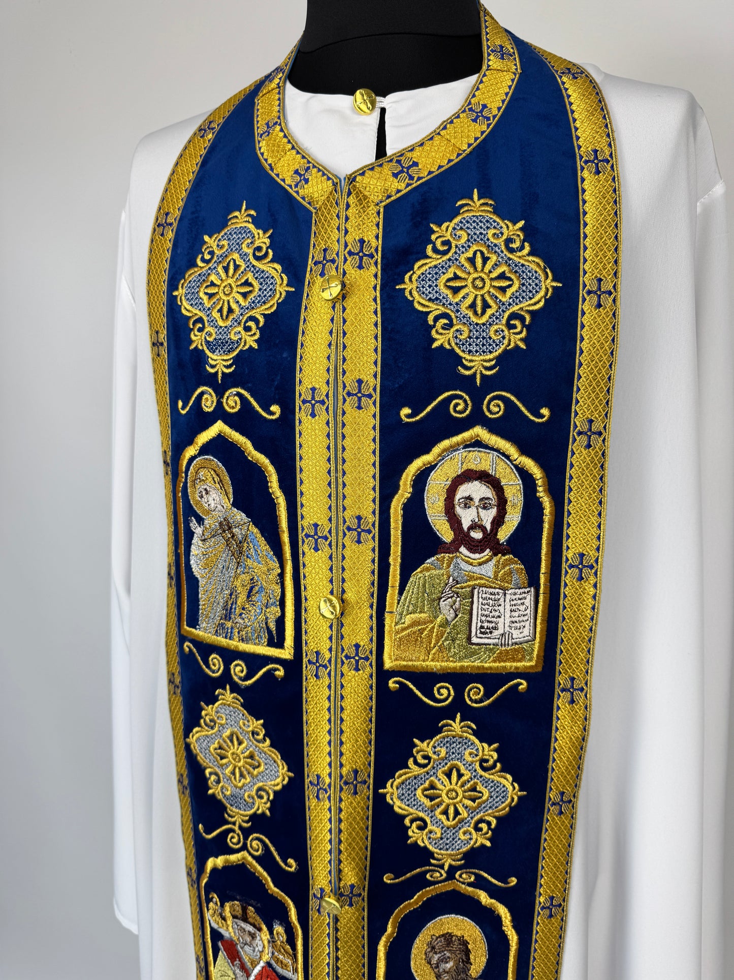 Orthodox Priest Epitrachelion and Cuffs | Embroidered Velvet Set